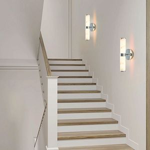 Juego Moderno de 2 Lámparas de Pared de Resina Imitación Mármol Cromado, Lámpara Vertical para Baños, Pasillos y Dormitorios - Product Image 2