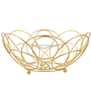 Cesta de fruta de metal Circular Única para uso en mesa diseñada con marco abierto para promover el flujo de aire y la frescura - Product Image 6