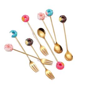 Cuillère de service en laiton finition vintage avec motif orné pour une mise en place de table élégante pour la décoration de la maison pour l'hôtel Restaurant Décoration de la maison - Product Image 2