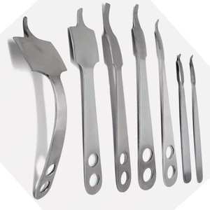 Ensemble de 7 leviers osseux et rétracteurs Hohmann, instruments chirurgicaux allemands pour interventions orthopédiques et traumatologiques - Product Image 2