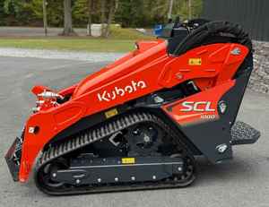 รถตักล้อยางขนาดเล็ก Kubota SCL 1000 รุ่นใหม่ เครื่องยนต์ดีเซล กำลัง 75 กิโลวัตต์ สำหรับงานก่อสร้างในฟาร์มและการขนย้ายวัสดุก่อสร้าง - Product Image 5