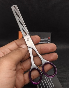 Wholesale Barber <b>Scissors</b> Stainless Steel Sharp Right-Handed Medium Handle 28 Teeth <b>Hair</b> Cutting <b>Thinning</b> <b>Scissors</b> <b>for</b> Salons - Product Image 1
