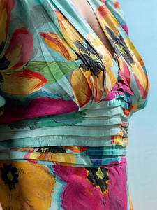 ชุดเซ็ตเสื้อทูนิคคอวีพิมพ์ลายโบฮีเมียนสไตล์ชาติพันธุ์พร้อมกางเกงขายาว ราคาส่งสุดคุ้ม พร้อมเข็มขัดรัดเอว ใส่สบาย ระบายอากาศได้ดี เป็นมิตรต่อสิ่งแวดล้อม 100% - Product Image 2