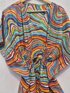 Caftan Ikat Aztec - Robe caftan en coton ultra-doux et fluide - Parfaite comme robe d'intérieur, tenue de détente, tenue de plage, muumuu, mumu - Product Image 2