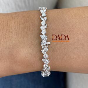 สร้อยข้อมือเพชรทรงลูกแพร์และทรงกลมแบบคลาสสิกสำหรับผู้หญิง เครื่องประดับมินิมอล ดีไซน์สั่งทำพิเศษ - Product Image 2