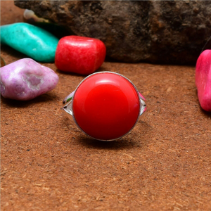 Bague en corail rouge, argent sterling 925, bijoux faits à la main, corail naturel, bague statement, cadeau pour femme - Product Image 1