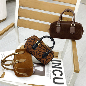 Classic Genuine Leather <b>bowling</b> bag With Zipper Closure Two Handles Women's Handbag Daily Use <b>bowling</b> bag leather - Product Image 4