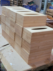 กล่องใส่กระดาษทิชชูไม้ไผ่แบบมินิมอลพร้อมฝาปิด ที่ใส่กระดาษทิชชูไม้ธรรมชาติสำหรับใช้ในบ้าน สำนักงาน ห้องน้ำ - Product Image 6