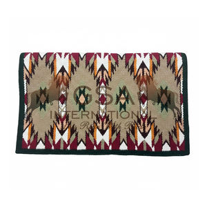 Couvertures de selle western surdimensionnées 34x42, 100% laine de Nouvelle-Zélande, personnalisables, pour l'équitation sportive et les compétitions. - Product Image 1