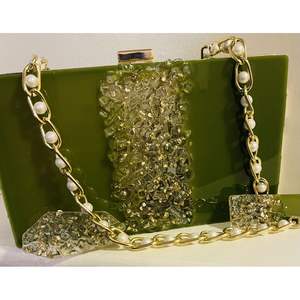 Pochette de soirée en résine de luxe faite à la main pour femmes, accessoire de mode en cristal pour les soirées - Product Image 1