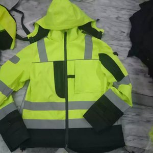 เสื้อแจ็คเก็ตนิรภัยสะท้อนแสงกันน้ำ ไมโครไฟเบอร์ สีเหลือง แถบสีเงิน สำหรับผู้ชาย ชุดทำงาน ใช้งานกลางแจ้ง - Product Image 2