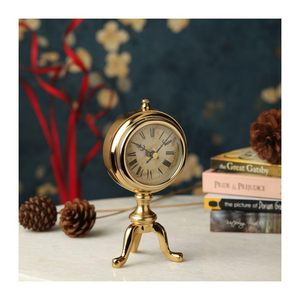 Horloge de bureau traditionnelle en laiton, design circulaire, finition dorée, support à trois pieds, mouvement à quartz silencieux, affichage à aiguilles, fonctionne sur piles - Product Image 6