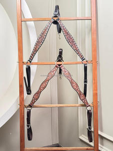 Collier de poitrine Western en cuir repoussé à la main personnalisé sculpté à la main Red Floral Horse Tack for Ranch Riding Rodeo Trail & Barrel Events - Product Image 3