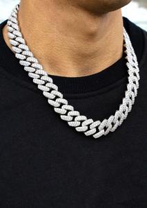 Collar Unisex de Plata de Ley 925 con Cadena Cubana, Perlas de Agua Dulce y Moissanita de Corte Redondo, Joyería Fina Hip Hop, Regalo para Fiestas - Product Image 4