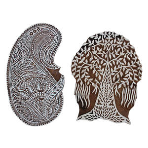 Bloque de Madera Artesanal Clásico para Impresión Textil, Bloque de Impresión de Madera con Diseño de Paisley y Árbol para Tela, Cerámica y Mehndi - Product Image 1