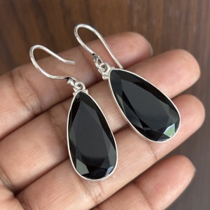 Atractivos Pendientes de Ónix Negro en Forma de Pera con Corte Facetado, Engaste en Plata 925, Estilo Clásico, Joyería de Moda para Mujer - Product Image 2