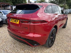BONNE AFFAIRE 2022 F-PACEE 2.0 P400E 17.1KWH R-DYNAMIC S AUTO AWD EURO 6 5DR - Product Image 4