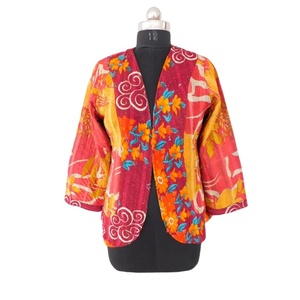 Vintage matelassé coton Kantha pardessus veste femmes hiver respirant tissé fleurs main bloc imprimé fleuri court fête porter - Product Image 1