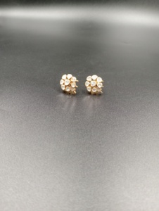 ต่างหูเงินทรงดอกไม้คลาสสิก เครื่องประดับสำหรับผู้หญิงใส่ทุกวัน AMAIRA JEWELS SM-715 ต่างหูรูปนกยูง สำหรับงานปาร์ตี้/งานเลี้ยงสังสรรค์ - Product Image 3