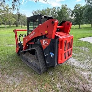 Cargadora de orugas Kubota con trituradora, motor diésel, hidráulica de alto flujo, movimiento de 2 velocidades, cabina totalmente cerrada, alta capacidad de carga - Product Image 2