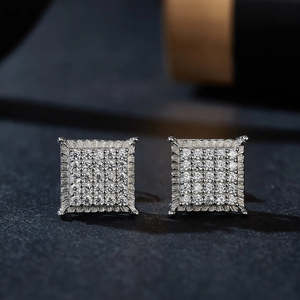 ต่างหูเม็ดเดี่ยวฮิปฮอปเพชรสำหรับปลูกในห้องปฏิบัติการสีขาวทอง14K ทรงสี่เหลี่ยมประดับเพชรแนวเจ้าหญิงตัดกลับ - Product Image 5