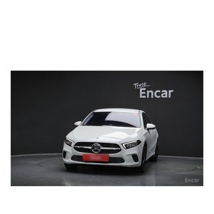 Mercedes-Benz A250 4MATIC Sedán 2021, 17,546 km, Emisión Euro V, Volante a la Izquierda, Cámara Trasera - Product Image 3