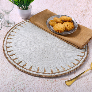 Juego de vajilla redondeada con la mejor temática, Mantel Individual decorativo con almohadillas de tela de cuentas de vidrio para fiestas y otras funciones - Product Image 2