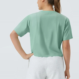 เสื้อยืดครอปท็อปผู้หญิงสไตล์สดใส ผ้าฝ้ายผสมระบายอากาศ แขนสั้น ทรงเข้ารูป สวมใส่สบายสำหรับทุกวัน ชุดฤดูร้อน เนื้อผ้านุ่ม - Product Image 2