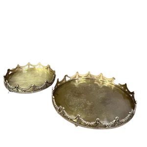 Ensemble de 2 plateaux et assiettes créatifs de luxe faits à la main en aluminium doré, design circulaire sous glaçure - Product Image 1