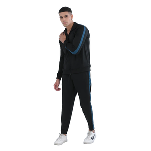 Conjunto Deportivo para Hombre, Manga Larga, Cierre de Media Cremallera, Color Sólido, Bolsillos Laterales, Corte Regular, Estilo Deportivo Casual para Otoño, Poliéster y Algodón - Product Image 1