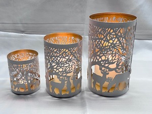 Lanterne cylindrique en fer de haute qualité Sonnet Decor, revêtement en poudre blanche naturelle et écologique, fabrication artisanale, design durable et portable - Product Image 3