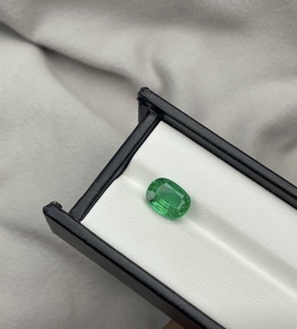 มรกตธรรมชาติ, มรกตทรงเหลี่ยม, พลอยสีเขียวเข้มจากประเทศแซมเบีย - Product Image 6