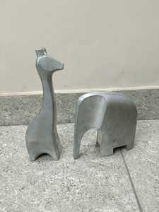 Esculturas de Animales de Safari Art Deco en Aluminio Fundido - Decoración para el Hogar de Varias Piezas - Product Image 1