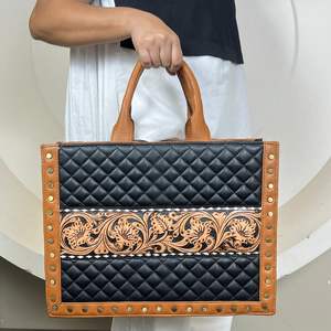 กระเป๋าถือหนังแท้ลายควิลท์แบบมินิมอล ดีไซน์ล่าสุด แฟชั่นหรูหรา สำหรับผู้หญิง - Product Image 4