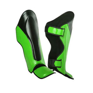 Protège-tibias et protège-pieds Twins de qualité supérieure en cuir véritable pour Muay Thai, personnalisables - Product Image 1