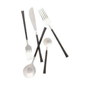 Ensemble de couverts en acier inoxydable durable de luxe avec finition dorée et poignée noire moderne pour la maison et la restauration - Product Image 2