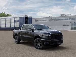 Camioneta RAM 1500 Big Horn 4WD Híbrida Turbo de Lujo Premium con Asientos de Cuero - Product Image 5