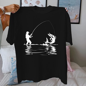 Silueta de escena de pesca Camiseta cómoda de algodón puro para mujer - Product Image 1