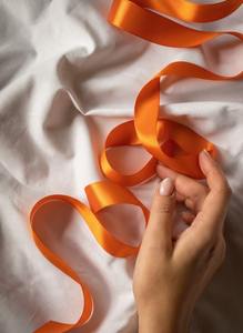 Ruban en satin orange de qualité supérieure de 12 mm pour l'artisanat et les cadeaux - Product Image 5