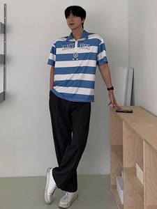 Polo de Verano para Hombre con Estampado de Letras y Rayas Multicolores - Product Image 3