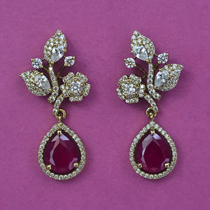 Exportador de Joyería de Moda en India, Pendientes Clásicos de Circonia Cúbica con Baño de Mehndi 444106 - Product Image 6