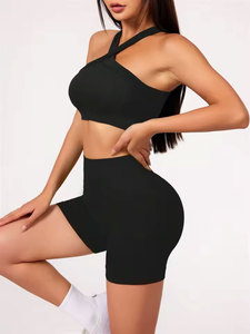 Ensemble de yoga vintage 2 pièces effet seconde peau pour femme – Short taille haute et brassière de sport – Idéal été - Product Image 3
