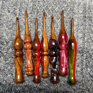 Superior Quality Wholesale Multifunction Wood Resin <b>Crochet</b> <b>Hook</b> Angel Theme Amazing Turquoise Crack Design Available Different - Product Image 3