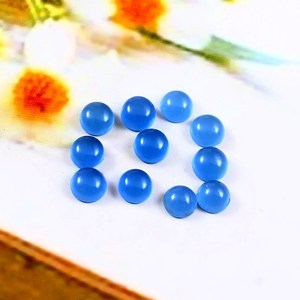 Lote al por mayor de cabujones redondos de calcedonia azul real natural de 6x6 mm con parte trasera plana, calibrados, para fabricación de joyas. - Product Image 3