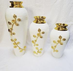 Vase à fleurs en argent fait main de qualité supérieure en gros pour la décoration de mariage, la décoration de la maison, la présentation sur table et les événements à prix avantageux - Product Image 2