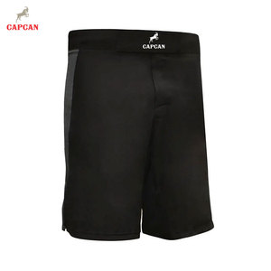 Shorts MMA Premium avec Tissu Résistant, Coupe Flexible, Logo Avant, Écologiques pour l'Entraînement Haute Performance - Product Image 1