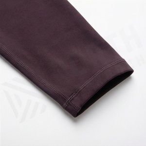 ชุดเสื้อผ้าเล่นโยคะสำหรับผู้หญิงเสื้อผ้าออกกำลังกายแห้งเร็วขนาดใหญ่พิเศษบริการออกแบบได้ตามต้องการ - Product Image 6