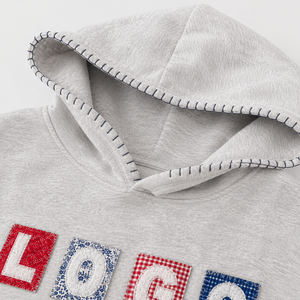 Sudadera amarilla de mujer con cremallera de un cuarto, cuello alto y hombros caídos, estilo oversize - Product Image 3