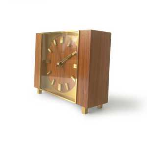 Horloge de table en bois contemporaine avec affichage classique de l'heure - Product Image 1