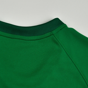 Uniforme de Fútbol Personalizable al por Mayor - Uniforme de Fútbol Sublimado con Detalles en Verde Neón - Ropa Deportiva de Poliéster de Secado Rápido para Fútbol - Product Image 3